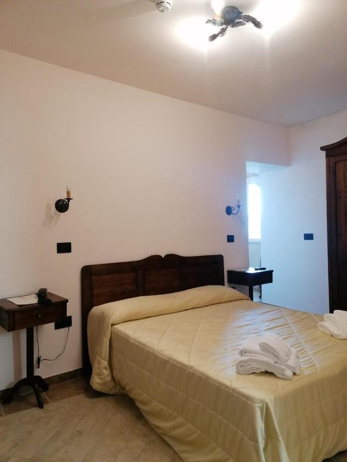 Palazzo Cestari Hotel Montesano sulla Marcellana Exteriör bild