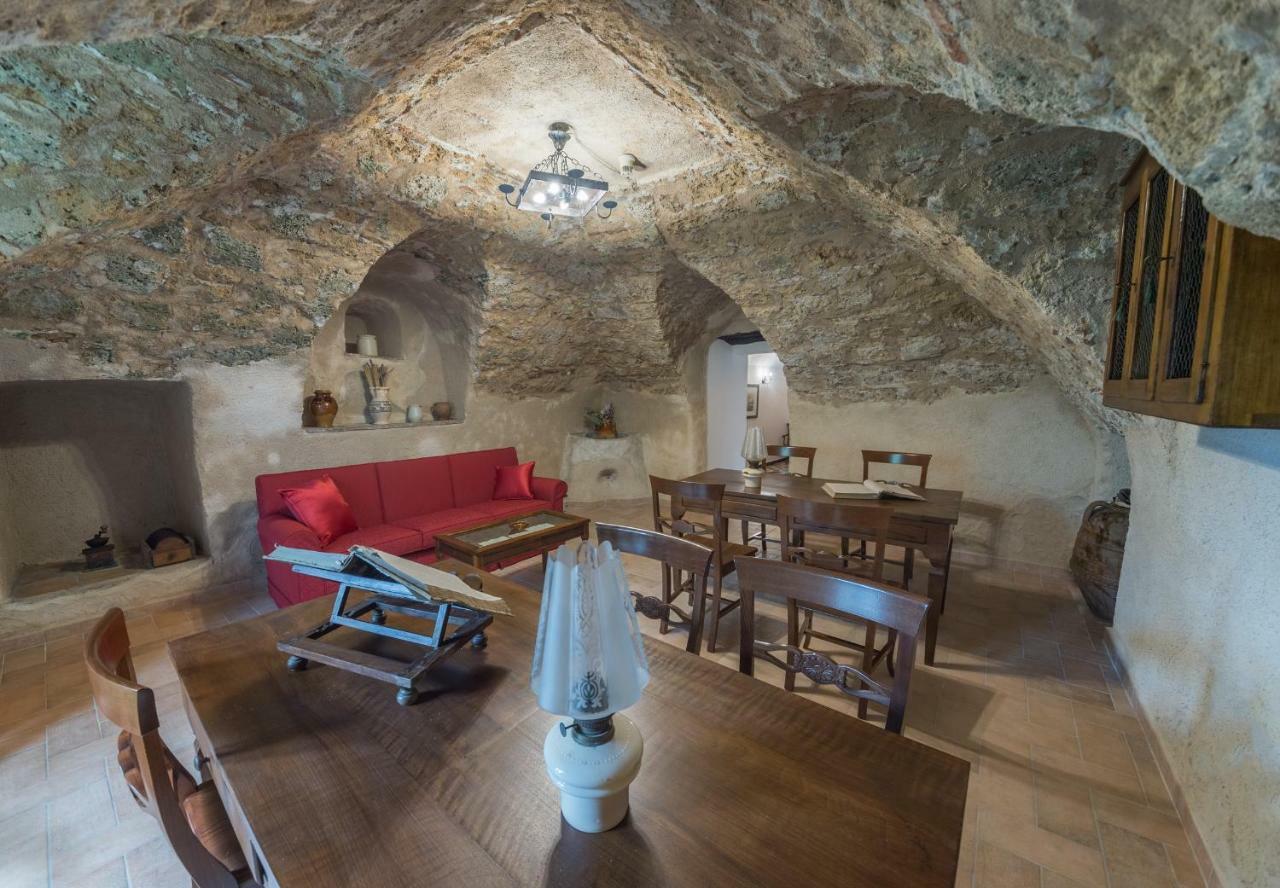Palazzo Cestari Hotel Montesano sulla Marcellana Exteriör bild