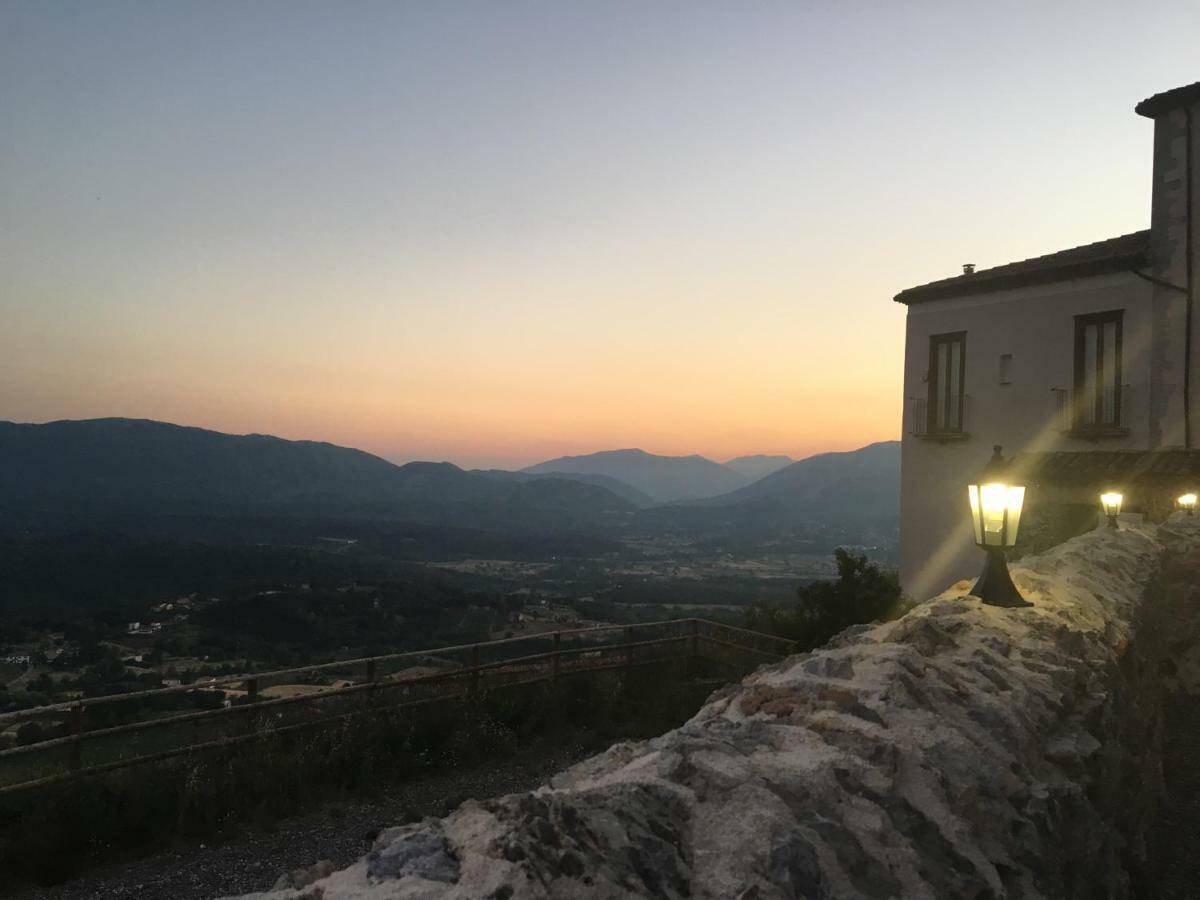 Palazzo Cestari Hotel Montesano sulla Marcellana Exteriör bild