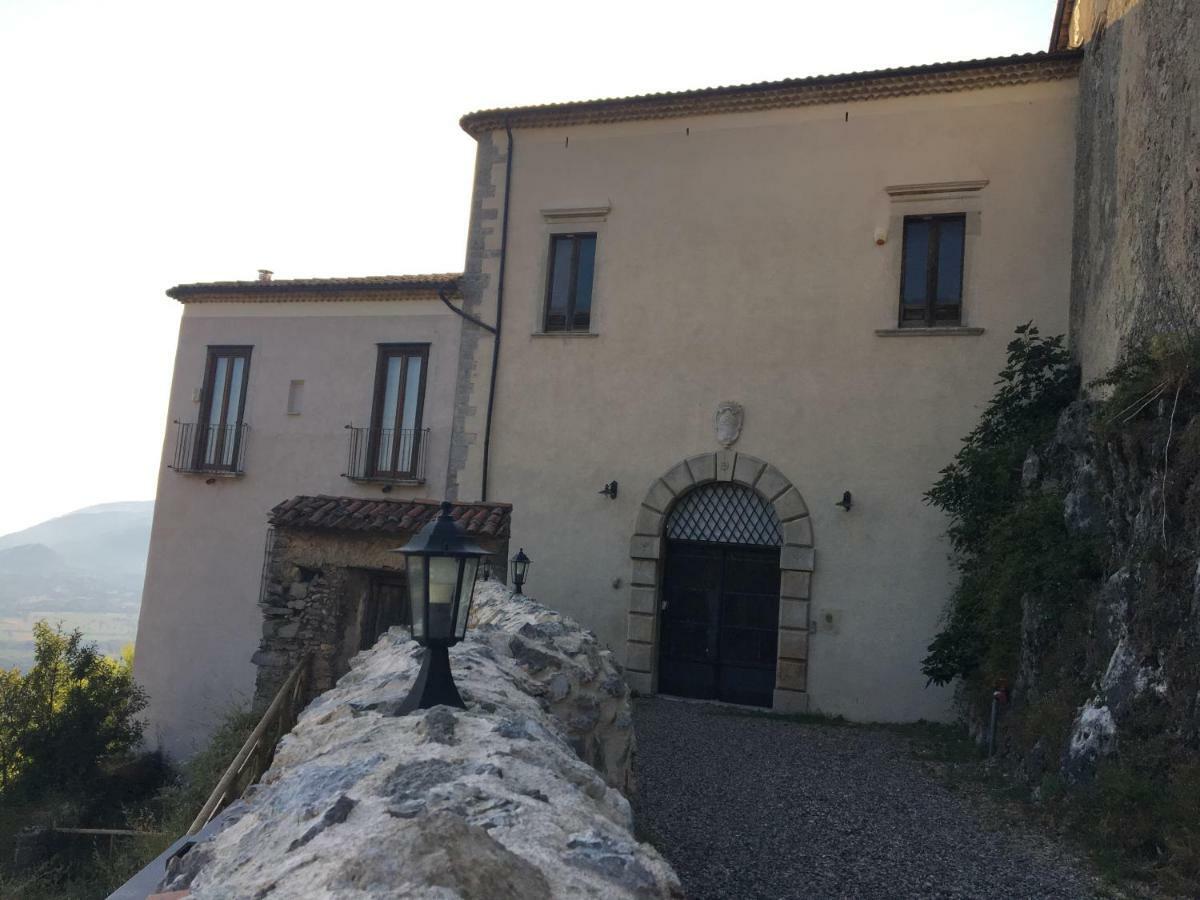 Palazzo Cestari Hotel Montesano sulla Marcellana Exteriör bild