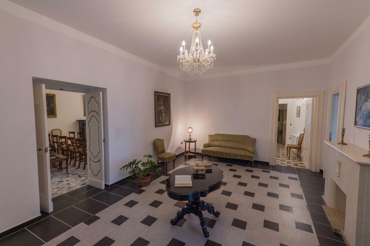 Palazzo Cestari Hotel Montesano sulla Marcellana Exteriör bild